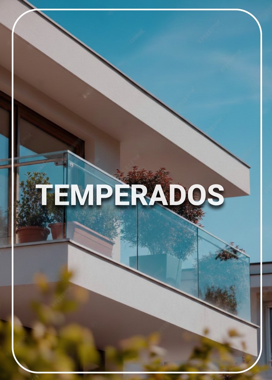 Sacada com guarda-corpo em vidro temperado